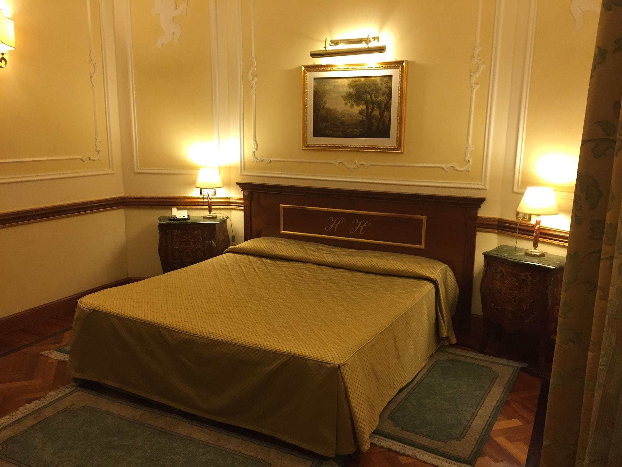 Hiberia Hotel 3*