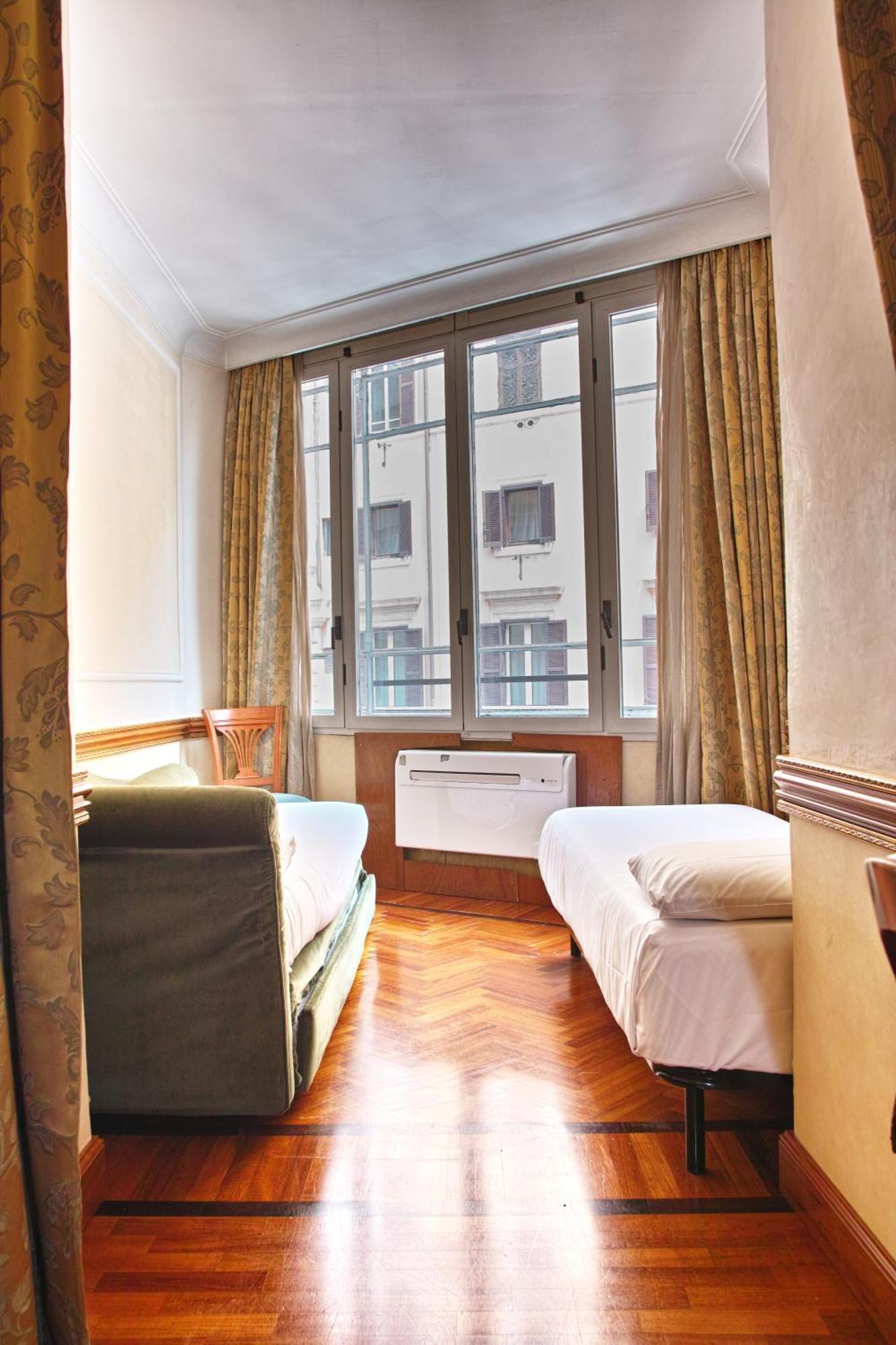Hiberia Hotel 3*