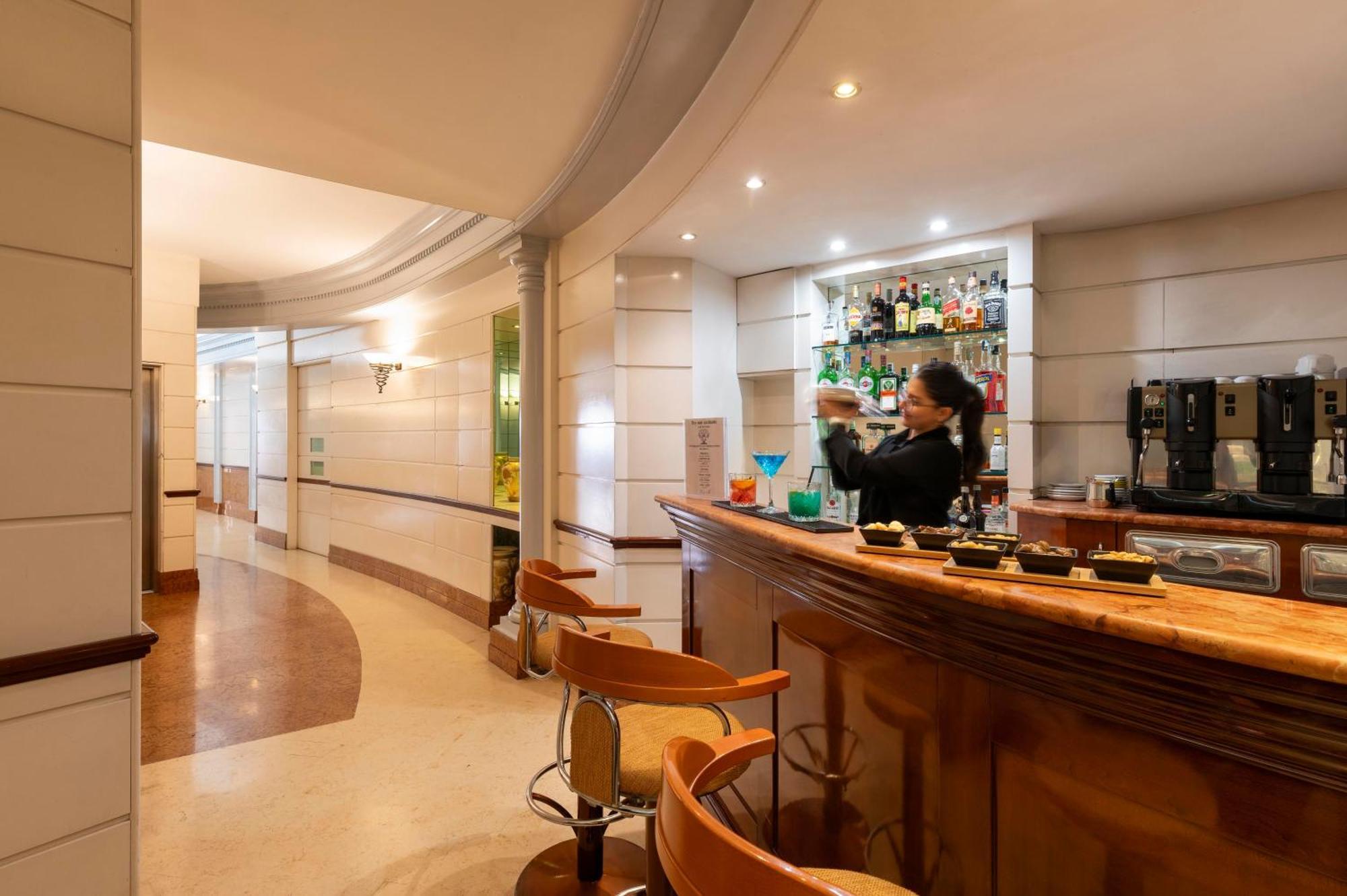 Hiberia Hotel 3*