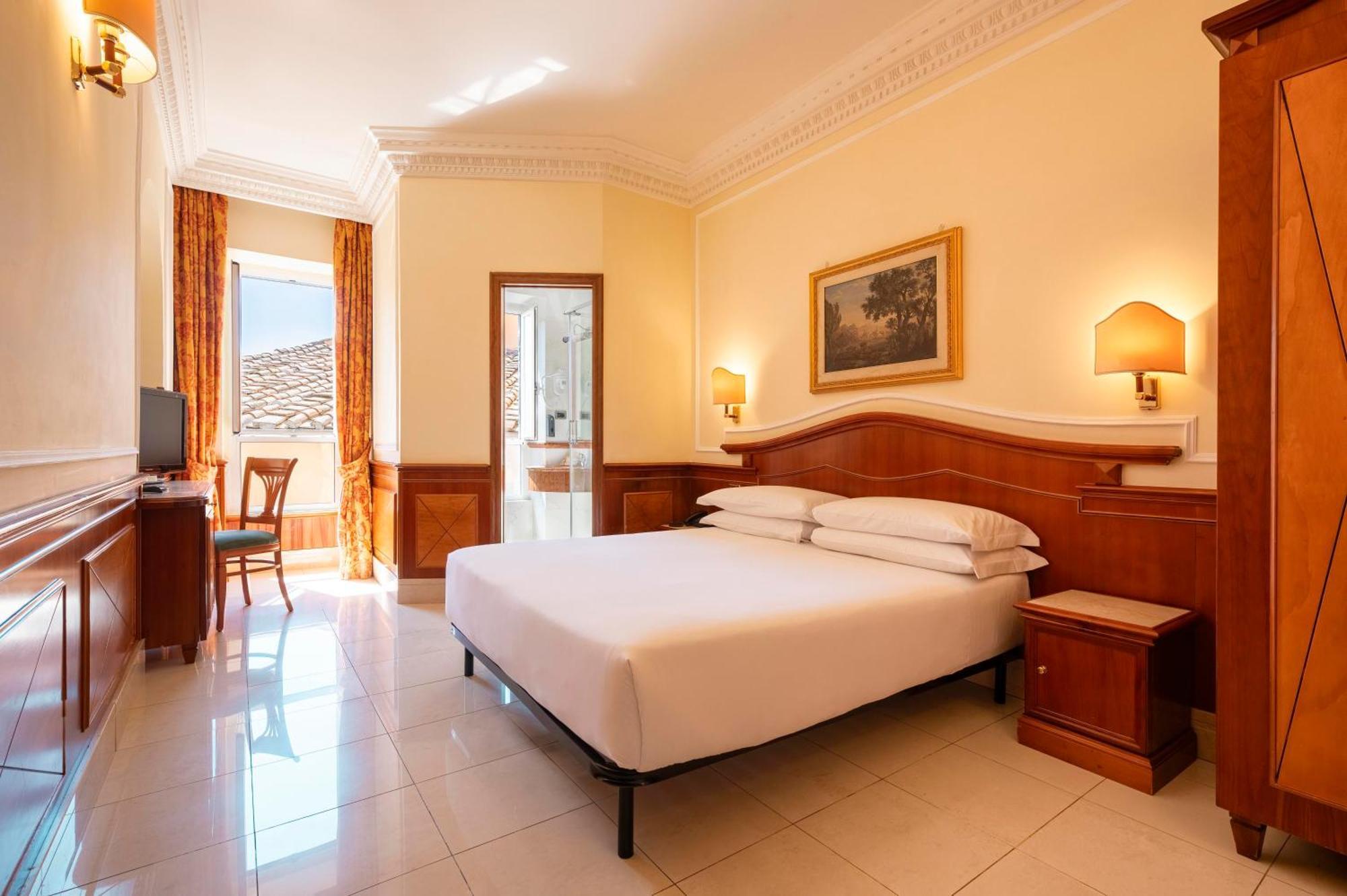 Hiberia Hotel 3*